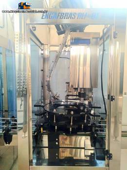 Envasadora rotativa tribloco rinser rosqueadora em inox com 9 bicos Engafbras