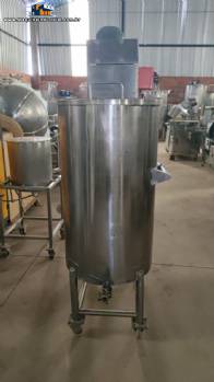 Tanque em a�o inox 270 litros