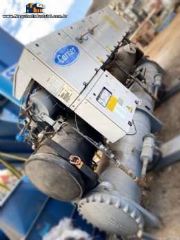 Chiller banco de �gua parafuso Springer Carrier