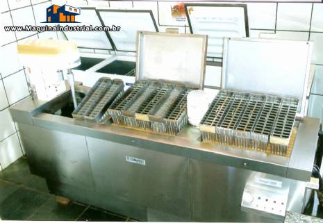 Produtora de picol� e massa marca R.Camargo