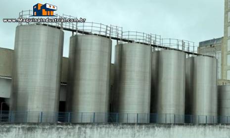 Tanque em a�o inox armazenamento encamisado isolado 10.000 litros