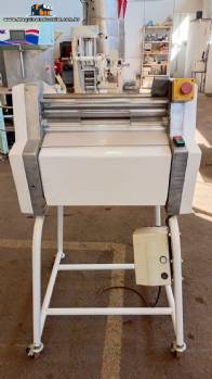 Modeladora de p�es Mac Forno