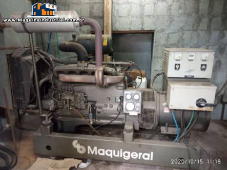 Gerador de energia � Diesel 84 KVA Maquigeral