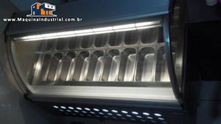 M�quina de sorvete e expositora