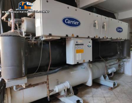 Chiller condensador a �gua Carrier