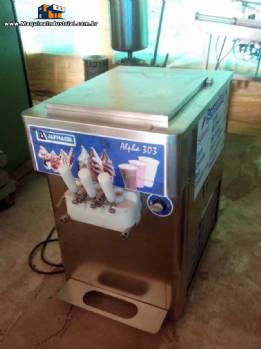 Maquina de sorvete soft Alphagel Carpigiani