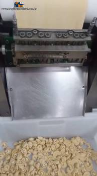 Capeleteira para massa fresca capelete Indiana 80 kg / hora