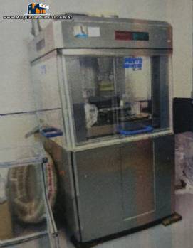 Compressora de comprimidos Fette 2090