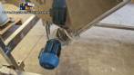 Rosca transportadora helicoidal inclinada com silo em inox