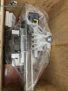 Envasadora autom�tica em inox com 4 bicos para l�quidos