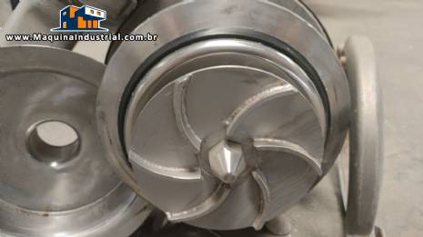 Bomba centrfuga em ao inox 1 cv 3.000 L