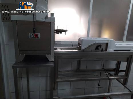 Modeladora formadora de alm�ndegas MCI