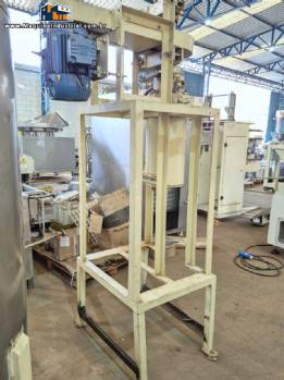 Conjunto de refino de chocolates, coberturas, pastas 300 kg / ciclo com concha moinho e tanque encamisado Conjunto de refino de chocolates, coberturas, pastas 300 kg / ciclo com concha moinho e tanque encamisado