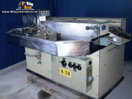 Lavadora ordenadora de ampolas fechadas Lavadora ordenadora de ampolas fechadas