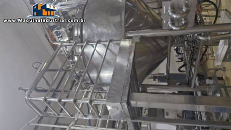 Tanque pulmão misturador encamisado em inox com agitador 2000 litros Tanque pulmão misturador encamisado em inox com agitador 2000 litros