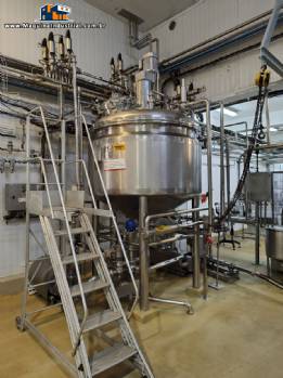 Tanque reator pulmão encamisado misturador Inox Biaso 2000 litros Tanque reator pulmão encamisado misturador Inox Biaso 2000 litros